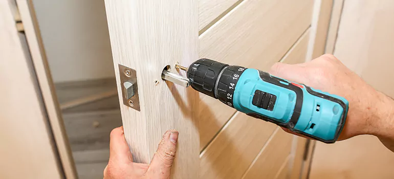 Old Door Knob Repair in Vero Beach, FL